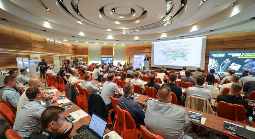 Teltházzal zajlott az első budapesti NEXT 3D konferencia