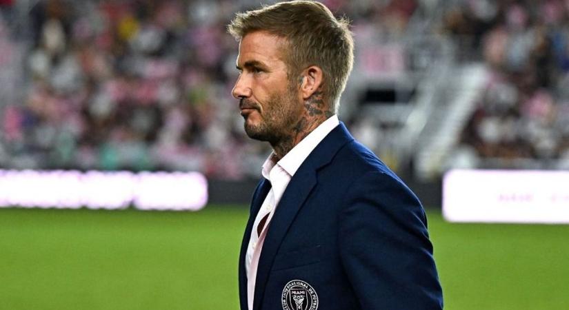 Beckham újra a Real Madriddal ünnepelt, legendás fazonokkal fotózták