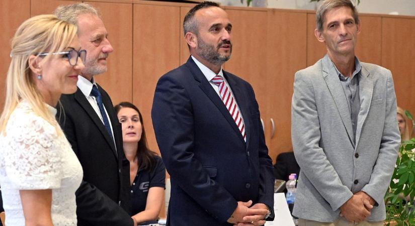 Nyitott pozícióikkal mutatkoztak be a cégek Hatvanban