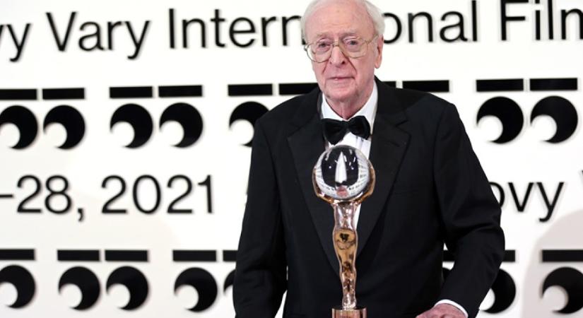 Szívszorító bejelentést tett a 90 esztendős Michael Caine: búcsúzik imádott közönségétől a színészlegenda