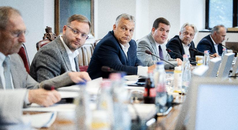 Orbán nem adott fizetésemelést a minisztereinek, az övé viszont nőtt