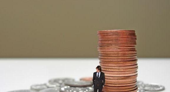 70 százalékos adó azokra a magánvagyonokra, amelyek törvényes eredetét a tulajdonos nem tudja igazolni