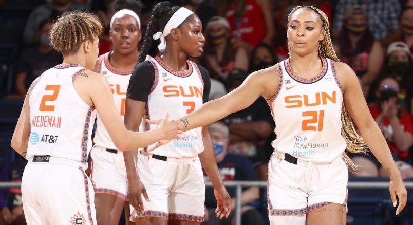 WNBA: a Connecticut nyerte a „magyarok negyeddöntőjét”