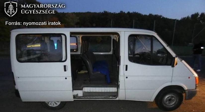 Sorsára hagyta rosszul lett utasát a nógrádi sofőr