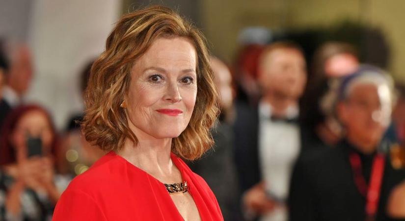 Most ünnepli 74. születésnapját Sigourney Weaver – Íme 10 meglepő érdekesség a csodaszép színésznőről