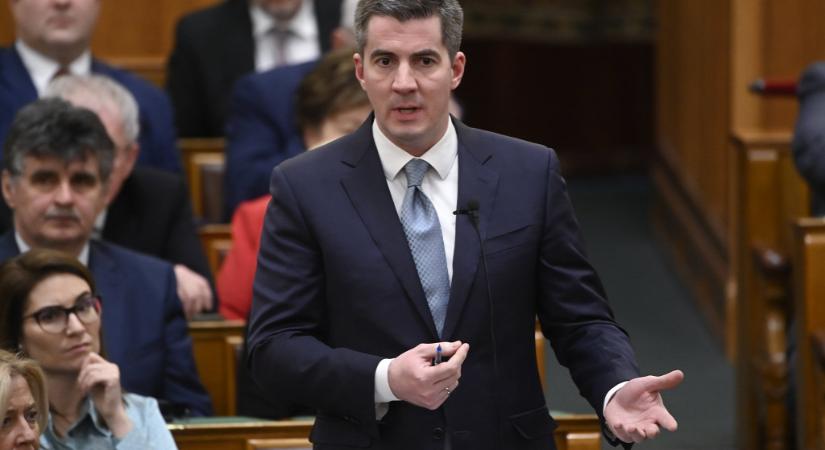 Három évre újraválasztották Kocsis Máté frakcióvezetőt