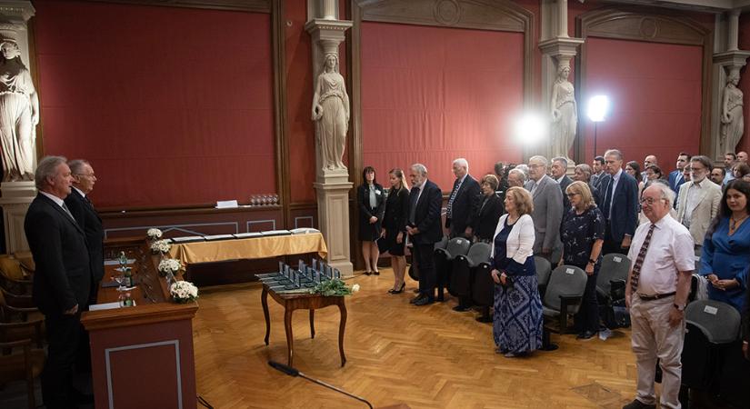 Idén 156 kutató nyerte el az MTA Bolyai János Kutatási Ösztöndíját