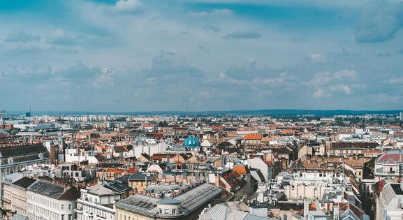 Már Budapesten is lehet akár féláron lakást venni