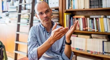 Fleck Zoltán: Novák Katalin a levegőbe beszél a jó iskoláról
