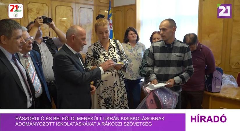 Rászoruló és belföldi menekült ukrán kisiskolásoknak adományozott iskolatáskákat a Rákóczi Szövetség (videó)