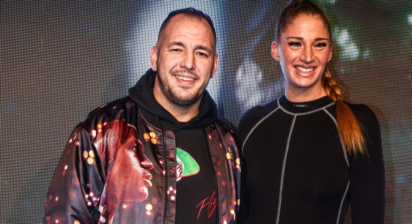 Curtis kiteregette a hálószobatitkaikat: így jelzi a párja, ha szerelmeskedni akar