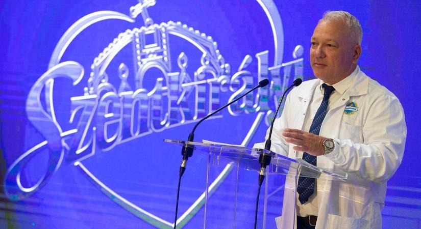 Balogh Levente szerint a PET a legkörnyezetkímélőbb műanyag, jobb csak az időutazás lenne