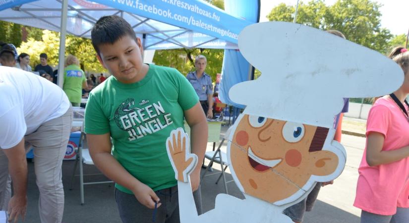Megérkeztek a fotók a közlekedés biztonsági napról