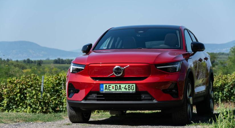Öntudatos minimalizmus jó pénzért - Teszt: Volvo C40 Recharge - 2023.