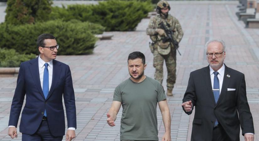 Zelenszkij: ha nem kapjuk meg a segélyt, elveszítjük a háborút