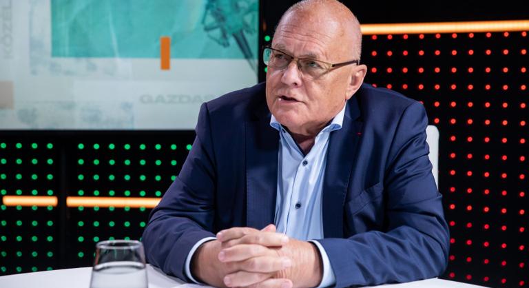 Balázs Péter: Magyarországot ma már nem lehet kihámozni az Unióból