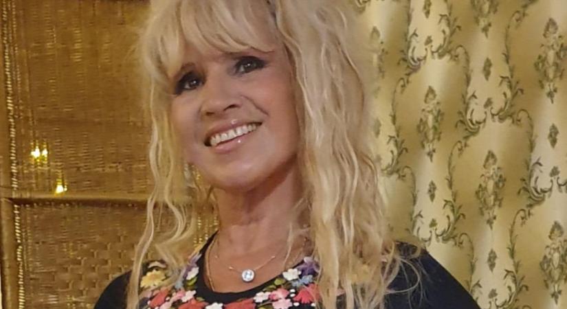Levetkőzött Bíró Ica, így néz ki 66 évesen - fotó