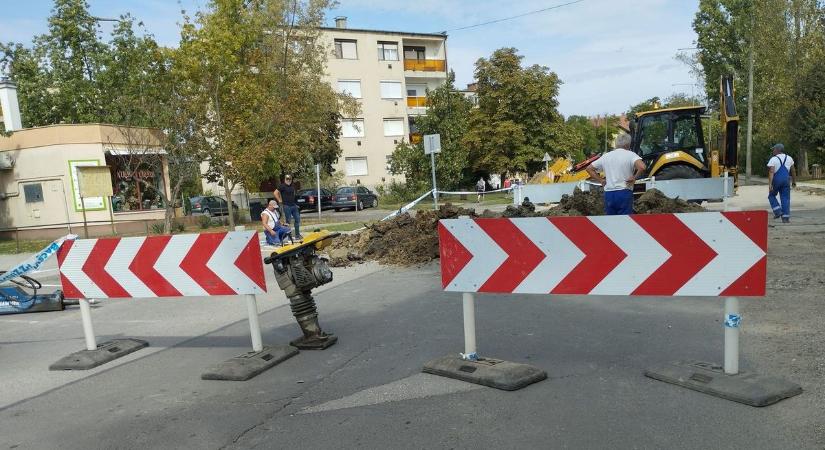 A következő hetekben érdemes elkerülni a kunszentmártoni Táncsics utcát