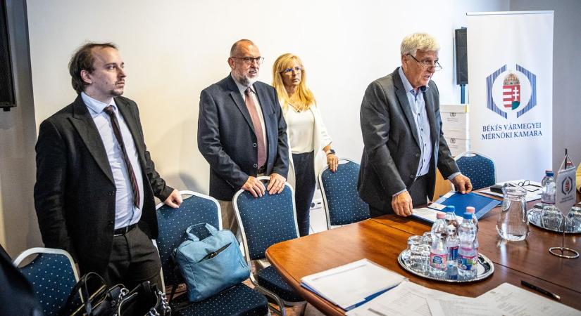 Újra bizalmat szavaztak a mérnöki kamara elnökének