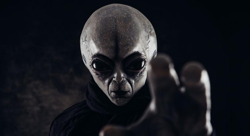 Az orvosok szerint nem emberi eredetűek a mexikói UFO-szakértő által eléjük tárt holttestek - Fotók