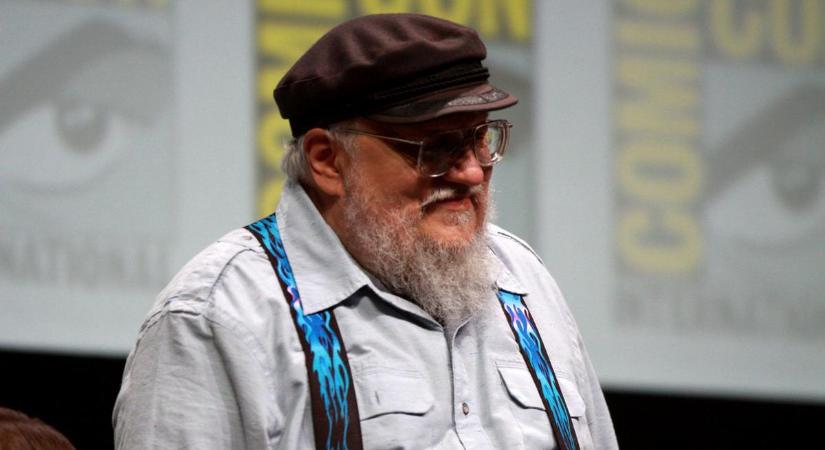 Közeleg a tél a ChatGPT-hez? Több mint egy tucat szerző, köztük George R. R. Martin is beperelte az AI-chatbot tulajdonosát