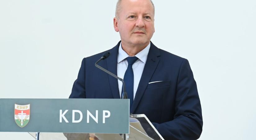 A CSOK kiterjesztését várja a kormánytól a KDNP