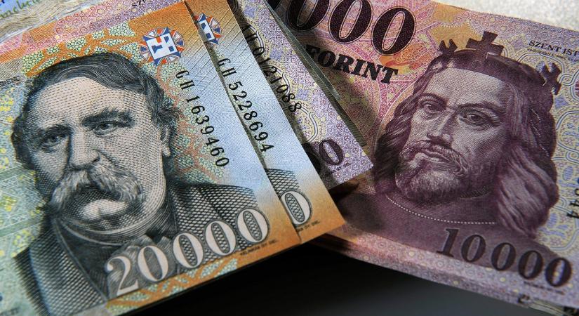Végre megmozdult a forint, csak éppen a rossz irányba