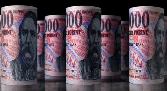 Baljósan indította a napot a forint