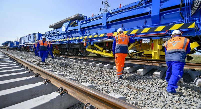 A MÁV megoldotta: a Budapest-Belgrád építéséről vitték át az anyagokat, hogy megújulhasson a győri vonal