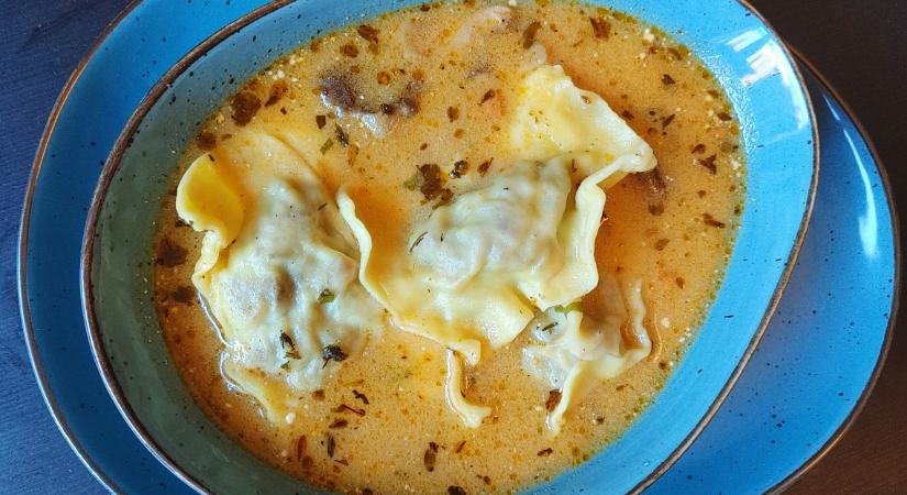 Indul az őszi gombaszezon: íme a bakonyi betyárleves eredeti receptje, húsos derelyével!