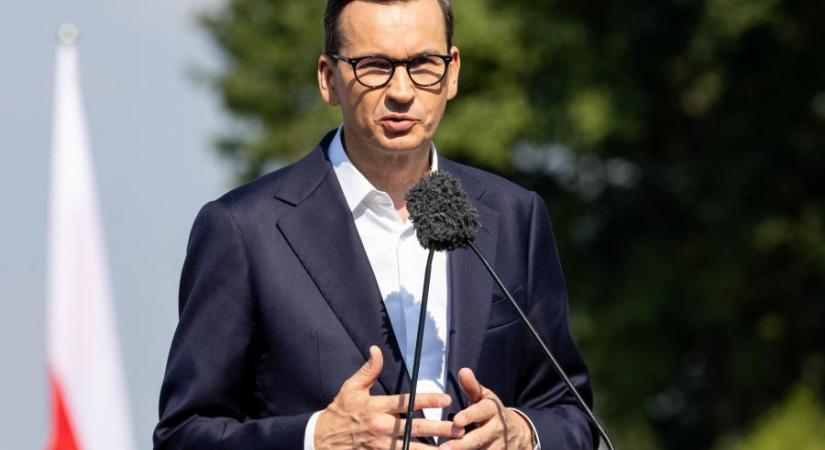 Vlagyimir Putyint segíti Varsó az ukrajnai fegyverszállítás leállításával
