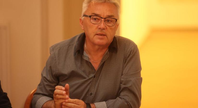 Hargitai: újra pályára kell állítani a PMFC-stadion ügyét