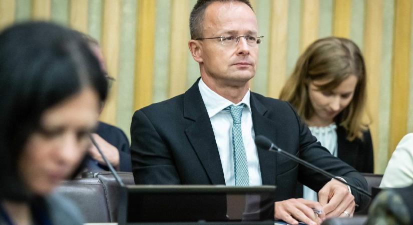 Szijjártó a CNN-nek: Lehetnénk szövetségesek Ukrajnával, de a kisebbségi jogok csorbítása konfliktust okoz
