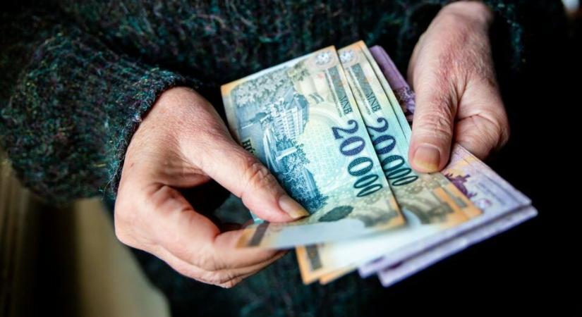 Itt a bejelentés! Döntött a kormány a megtakarításod kapcsán