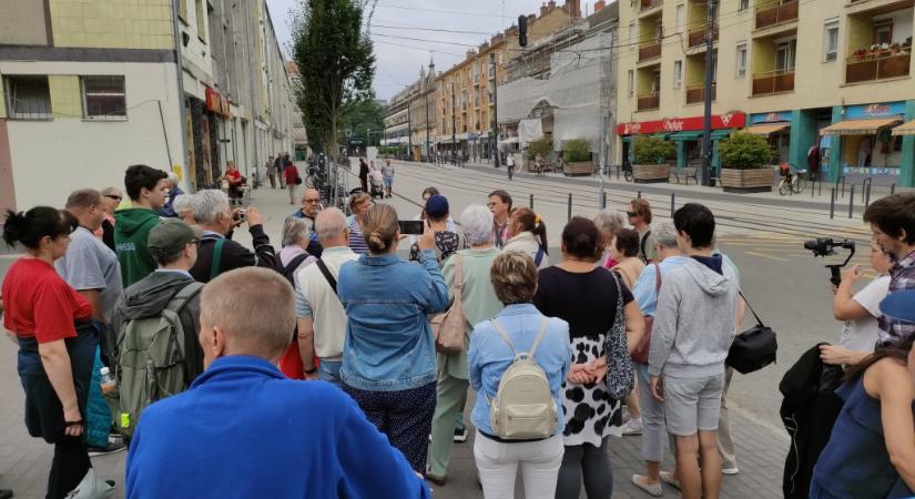 A belváros századfordulós üzleteit fedezhetik fel