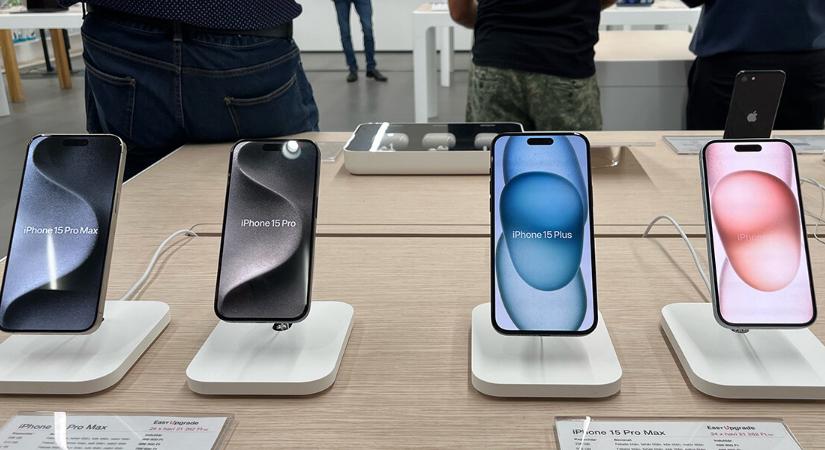 Megjöttek az új iPhone-ok, de a drágább modellekre várni kell