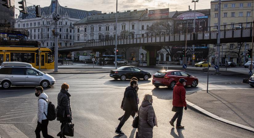 Rusvai Miklós: Két új koronavírus-hullám is jöhet a következő egy évben