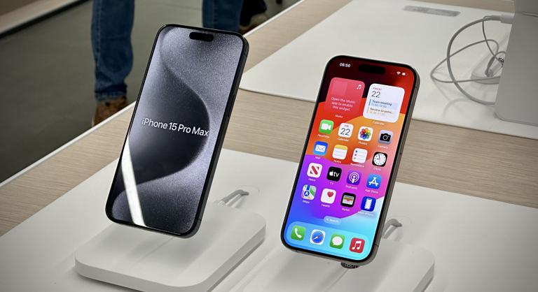 Az elsők között vehettük kézbe az iPhone 15-ösöket