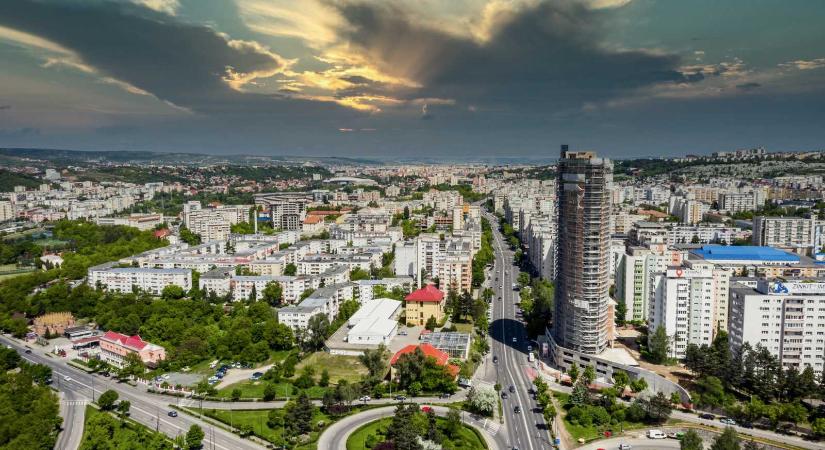 Éledezik az ingatlanpiac, augusztusban nőtt az eladások száma