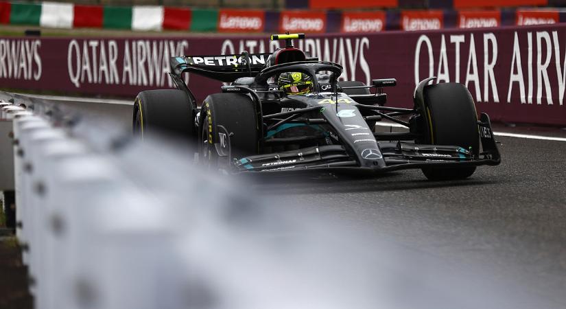Hamilton a Mercedes „szörnyű” napja után: esélytelenek vagyunk a győzelemre