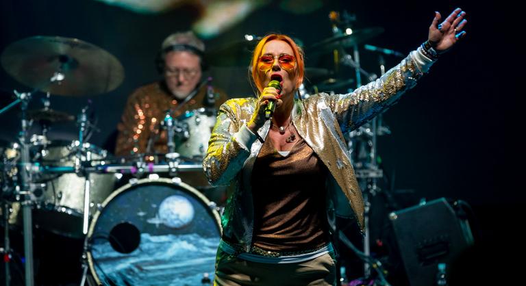 Tina Turner emlékére még az eső is eleredt a koncerten