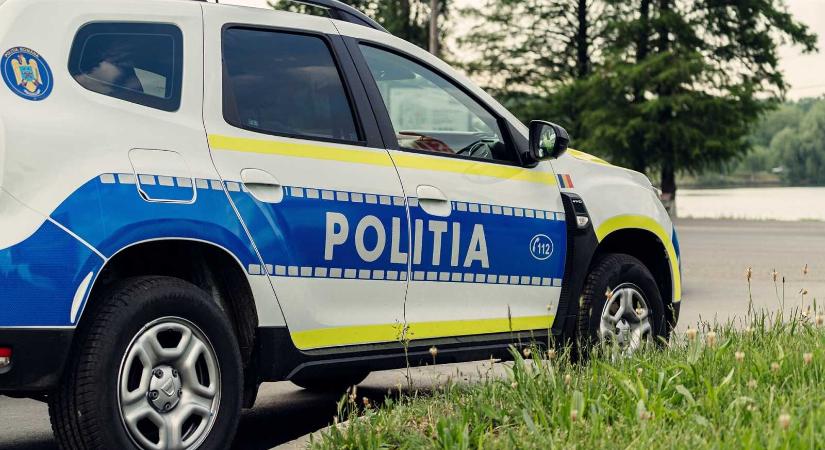 Videófelvétel rögzítette ahogyan felborul az autójával a rendőrök által üldözött 18 éves fiatal