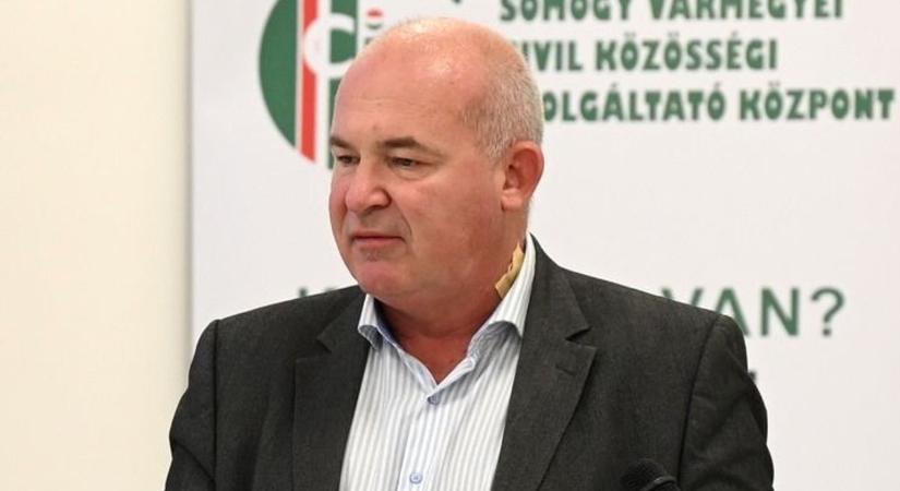 A civil szervezetek számára elérhető pályázati lehetőségekről beszélt az államtitkár