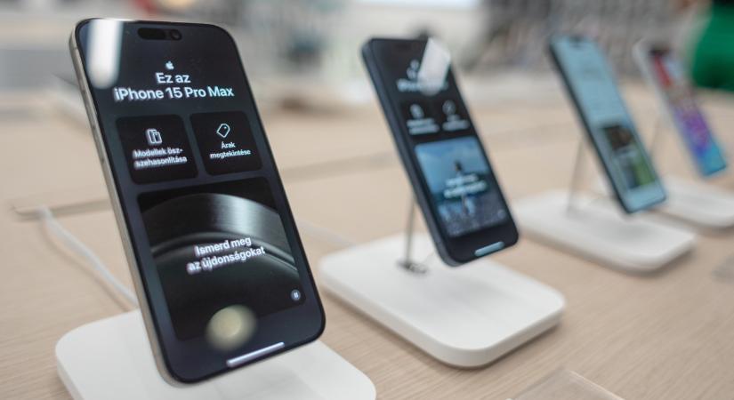 Ma kerül a boltokba az új iPhone 15: ennyibe kerül majd, ez benne a pláne