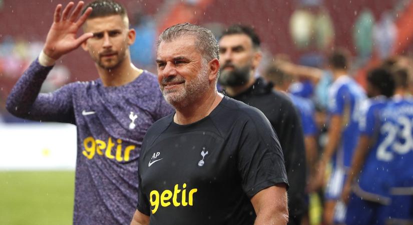 „Hibának nevezte” Mourinho és Conte kinevezését a Tottenham elnöke
