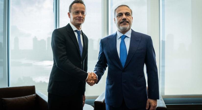 Szijjártó Péter és Hakan Fidan török külügyminiszter tárgyalása