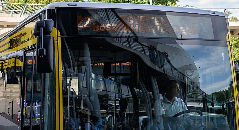 Módosított útvonalon közlekednek hétfőn a 22-es és 22Y-os járatok Debrecenben