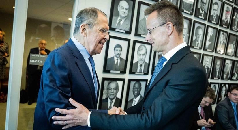 Szergej Lavrov megígérte Magyarországnak, hogy továbbra is biztosítják az energiahordozókat