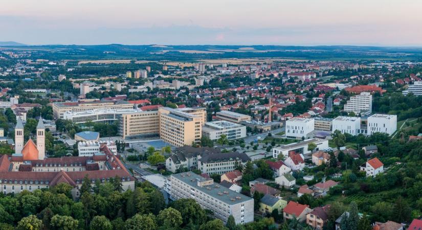 Változik a szemészeti és a fogászati klinikán a betegellátás