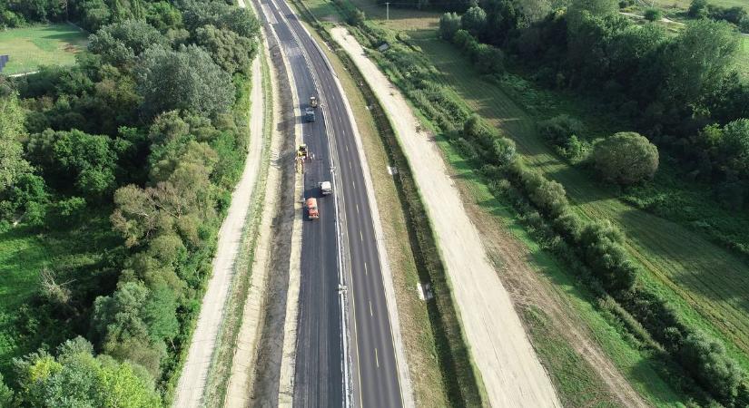 A 67. sz. főút Látrány elkerülő szakaszának építése az utolsó fázisba érkezett
